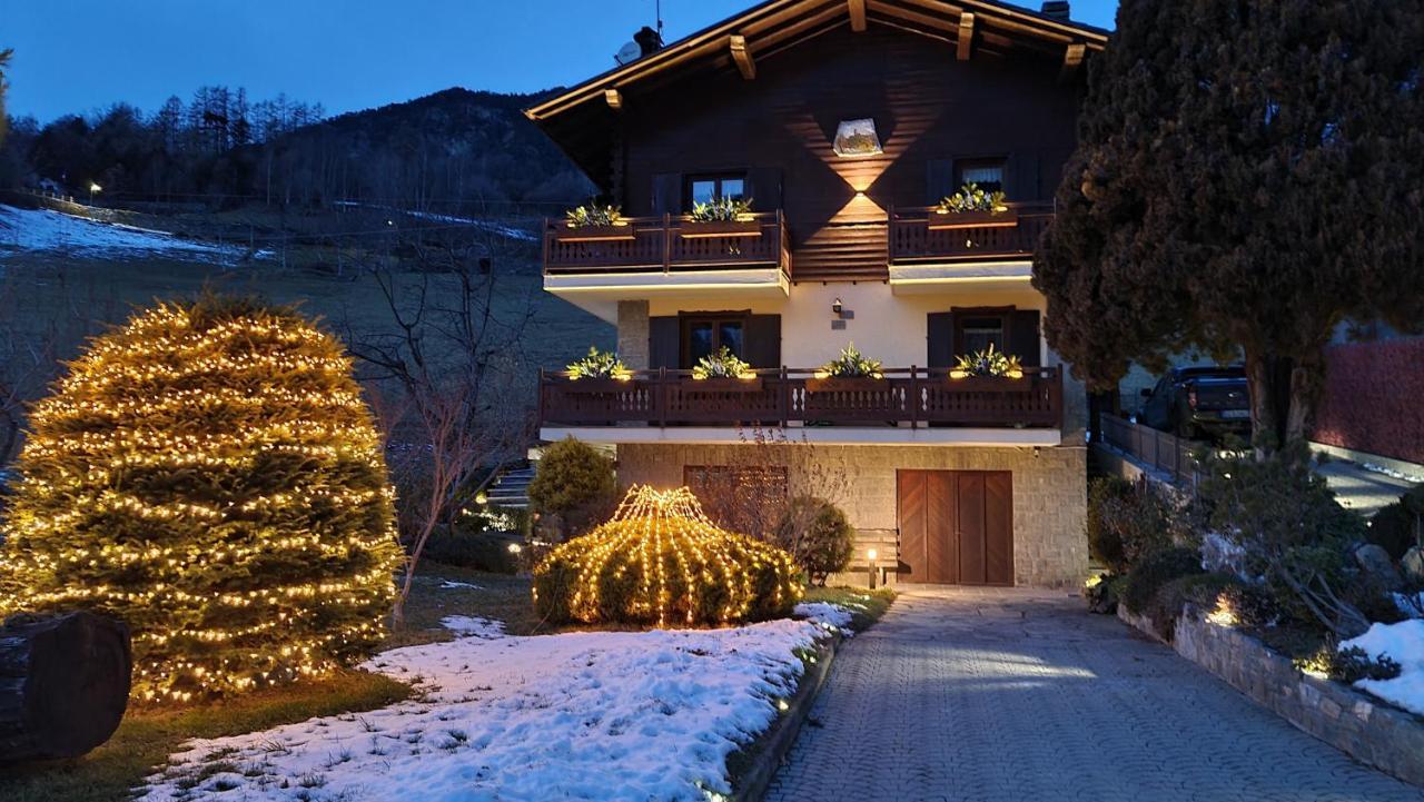 Casa Margherita Chambres D'Hotes & Spa Challand-Saint-Anselme Exterior foto